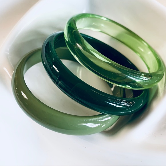 COPY - 3 PCS MINIMALIST ACRYLIC BRACELETS - Picture 2 of 8